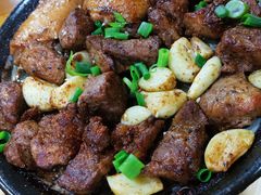 -老东镇啤酒屋海鲜加工·蒸汽海鲜·海鲜烧烤(台东店)