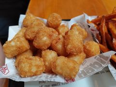 -The Habit Burger Grill 哈比特汉堡(复兴soho店)
