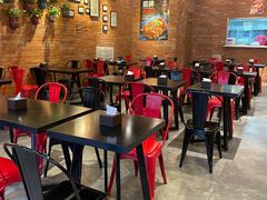 大堂-老啪叽串炒饭(铁百店)