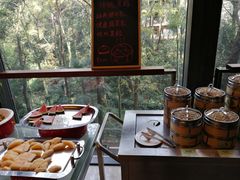 靠窗位-拾溪餐厅·包厢(杭州千禧度假酒店)