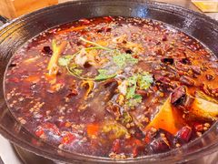 -鸿顺老铁锅美蛙鱼府(解放碑店)