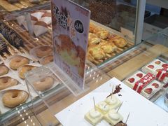 面包甜点陈列柜-津乐园(芥园道店)