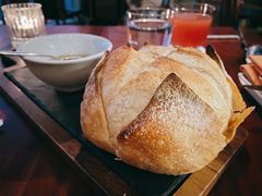 餐前面包-上海柏悦酒店·世纪100牛排馆