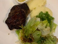 阿根廷安格斯牛柳-LA MAISON公鸡和龙(蛇口店)
