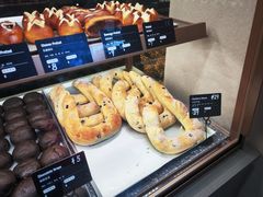 -Dough&Joe团憩(瑞虹天地月亮湾店)