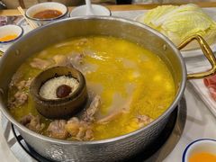 -朴小妹人参鸡汤火锅(长白山万达店)