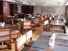 -武汉光谷广场杨家湾地铁站怡程酒店