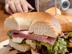 -Catch Bagel(芳草地店)