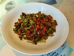 -松沪名灶·豆浆鱼头·新上海菜(飞航吾悦广场店)