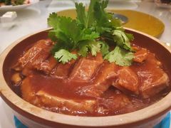 -上海虹桥君丽假日酒店(娄山关路地铁站店)