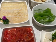 -海底捞火锅(曹安公路店)