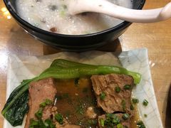 -粤色·老广州茶餐厅(河南商会大厦店)