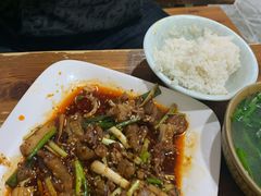 -朱大嘴肥肠血旺(福字街店)