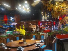 -老滇山寨•云南特色菜•地方菜•民族风情歌舞表演(金碧店)