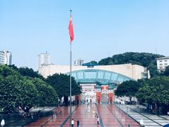 -重庆人民广场