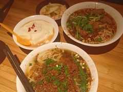 -周小波重庆小面·重庆名小吃(邹容路店)