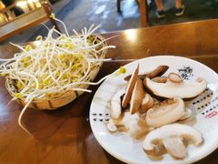 -岳记兴隆·青城腊排铜火锅(融创店)