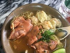 猪手云吞面-正斗面家