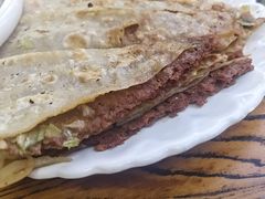 -溢心园香河肉饼总店