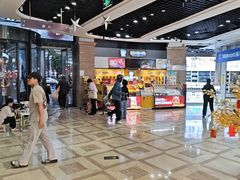 -周黑鸭(珠海香洲区摩尔广场店)