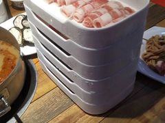 -蒙肥羊·酸汤潮牛·鲜牛肉火锅烤肉自助(岗顶店)