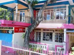 -西沃古尔·拉姆古兰爵士国际机场