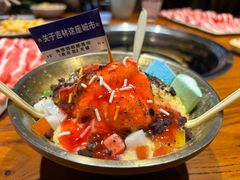 -东巴婆婆云南鱼豆花火锅(大东门店)
