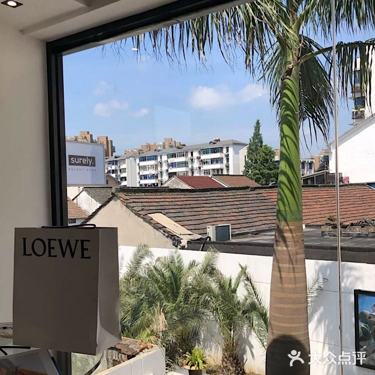 杭州网红拍照基地surely（假装在国外系列）