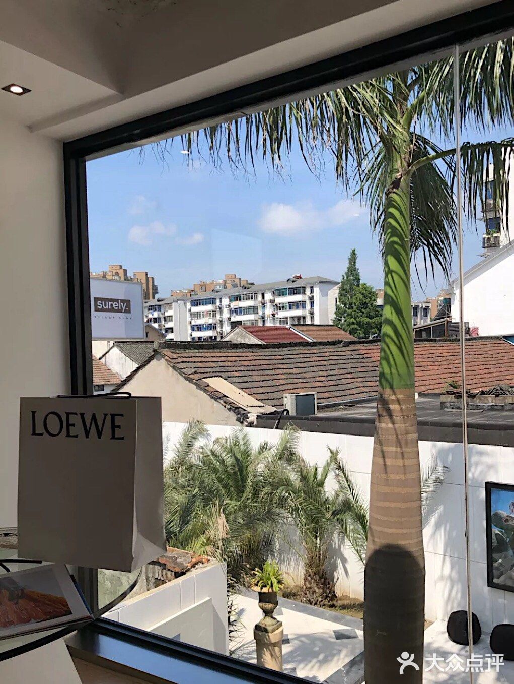 杭州网红拍照基地surely（假装在国外系列）