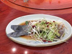 鲁鱼六吃-老方桌小馆