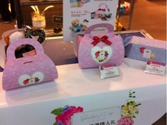 情人节甜点礼盒-巴黎贝甜(华堂新辰汇店)