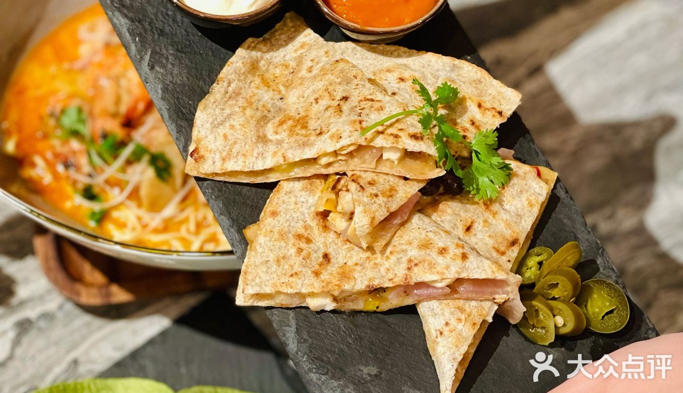 🎊广州新店｜首试太古汇轻奢风西餐厅｜Essentials