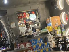 大堂-大猩猩烧烤(地板一条街店)