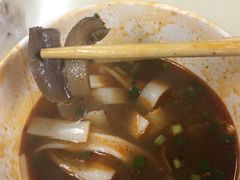 -江三王记牛杂馆(总店)