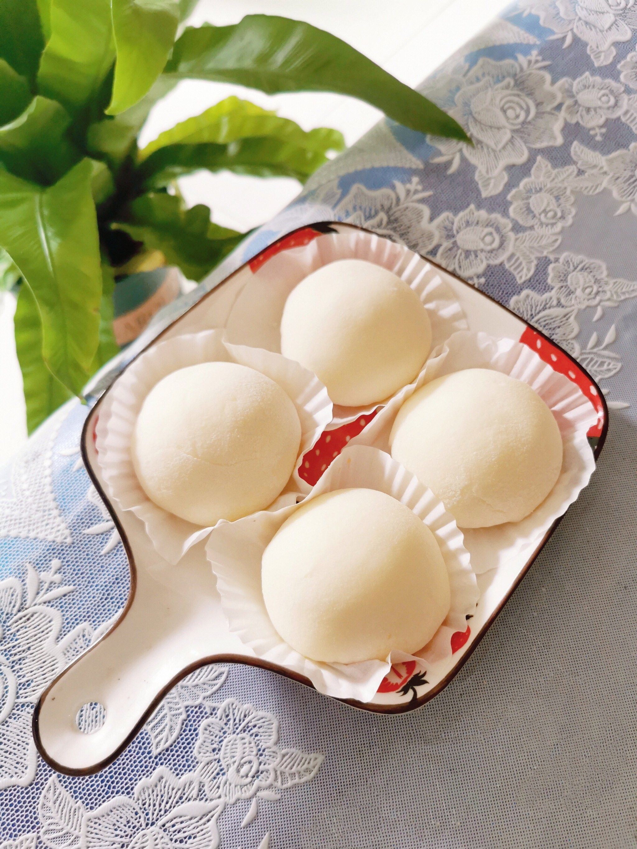 白白胖胖软糯香甜不腻的芒果雪媚娘