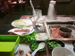 -巴渝瓦肆重庆鲜火锅(宝龙环湖店)