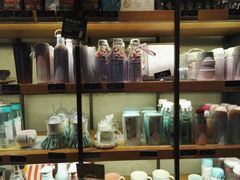 -星巴克臻选(周浦万达店)