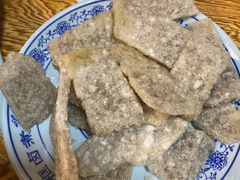 老北京炸灌肠-门框胡同百年卤煮(新街口店)