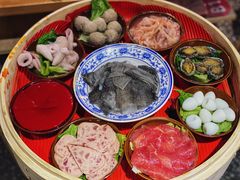 豪华版九大碗-董眼镜火锅(洪崖洞总店)