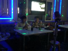 -卡迈隆主题量贩式KTV(中百大厦店)