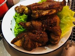 -马路牙子烧烤音乐酒馆(望京店)