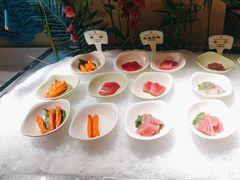 -腾阁自助餐厅(朝林广场店)