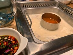 -尚尚仙·酸汤猪手·猪肚鸡火锅(华联万柳购物中心店)