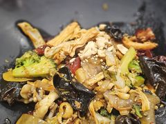 -醉人椒麻辣香锅(王府井喜悦店)