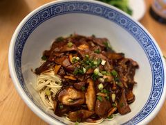 蛤蜊猪肝面-沪西老弄堂面馆(定西路店)