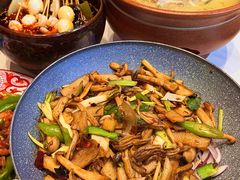 -关里关外·鱼头泡饼(唐冶绿地汇店)