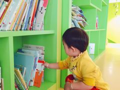 -爱睿思儿童早教亲子游泳(万象城店)