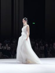 -Renee芮亦婚纱(原丽莎)