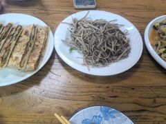 -溢心园香河肉饼总店