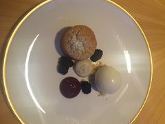 -迪拜帆船酒店海底餐厅